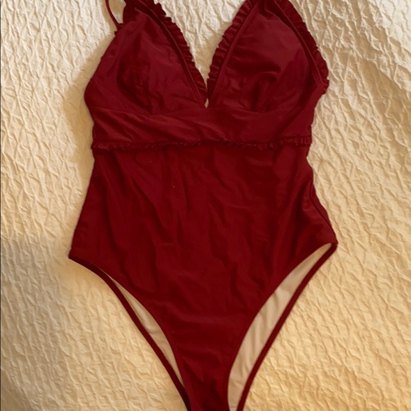 CUPSHE full piece - Picture 1 of 4